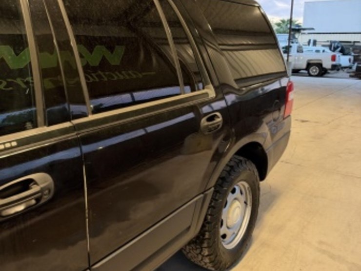 2017-ford-expedition-image-5