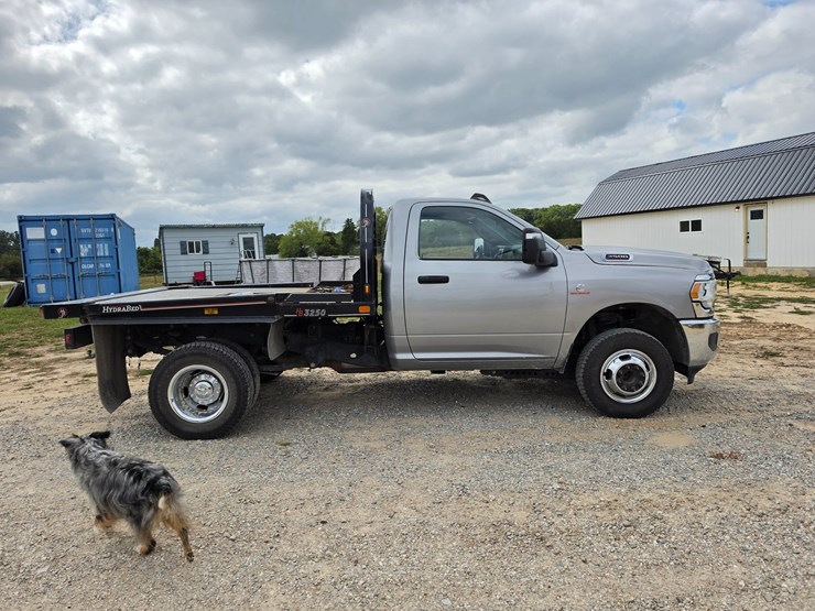 2024-dodge-3500-image-15