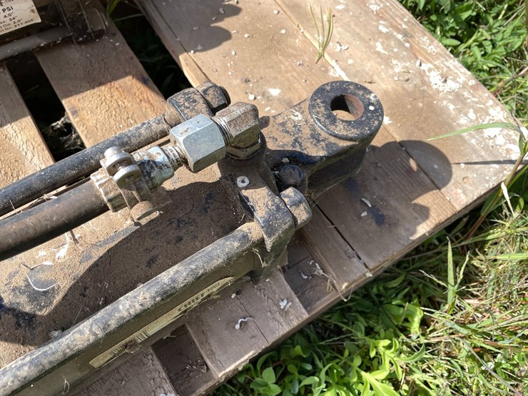 #1624-•-chief-3,000-psi-hydraulic-cylinder-image-5