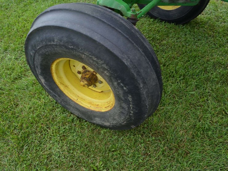 1977-john-deere-4230-image-8