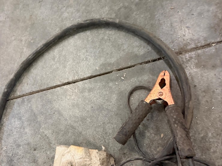 hobart-hefty-cc/cv-suitcase-welder-image-13