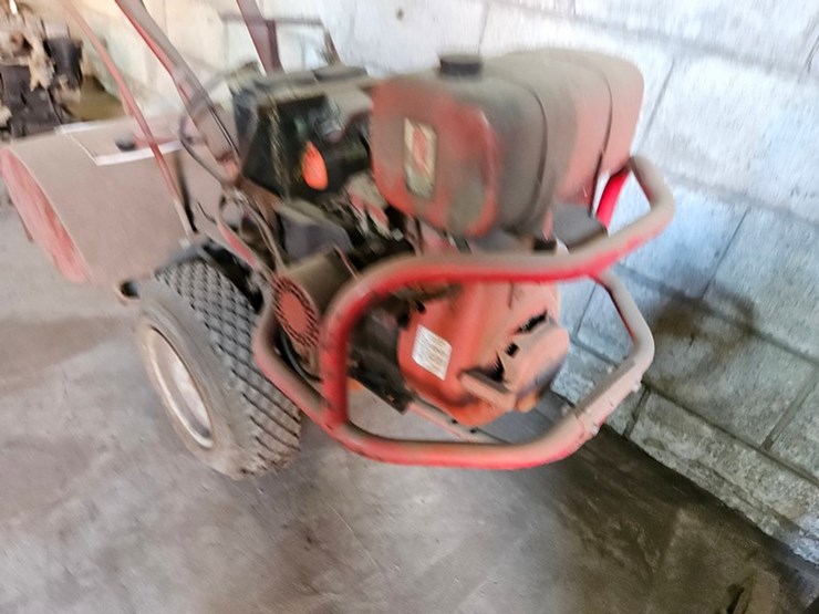 #8768-•-rear-tine-garden-tiller-image-14