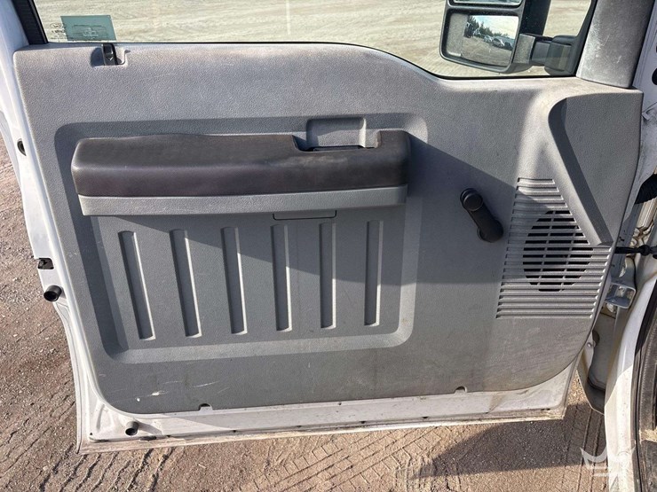 2016-ford-f250-image-10