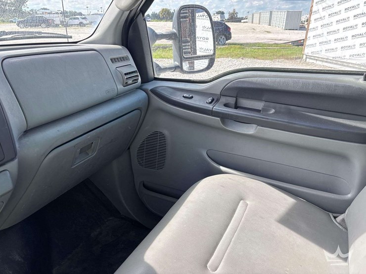 2007-ford-f350-image-15