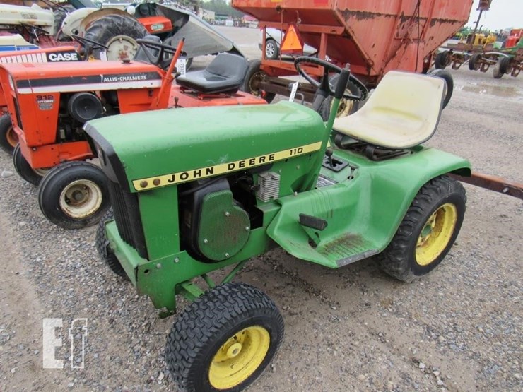 john-deere-110-image-1