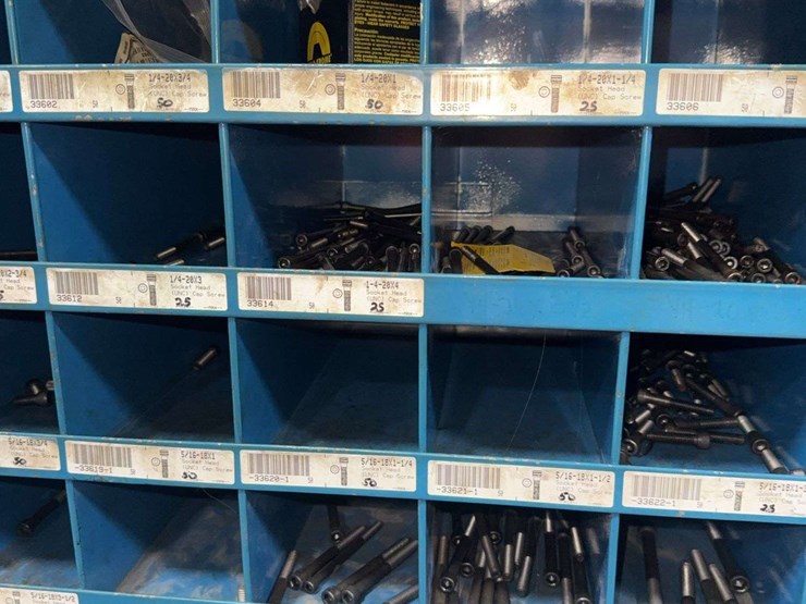 hardware-organizer-8x5-with-8x9-organizer-loaded-with-socket-head-cap-screws-image-5