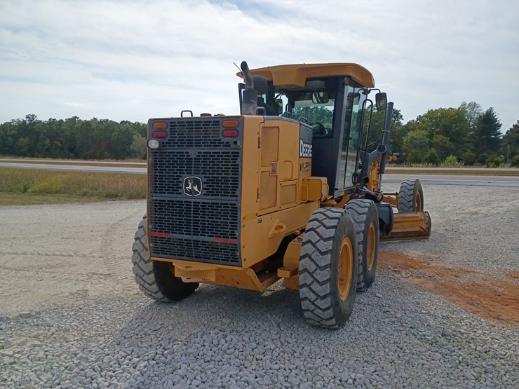 2008-deere-670d-image-10