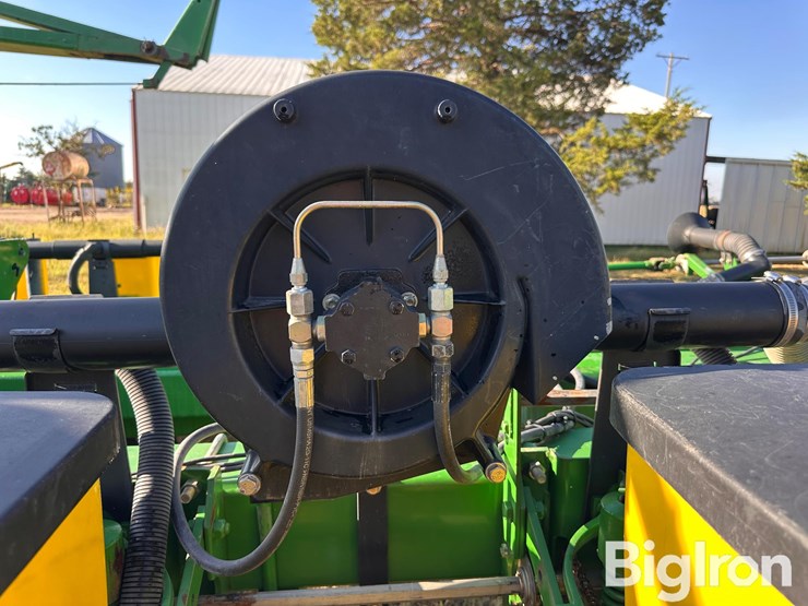 john-deere-1770-image-18