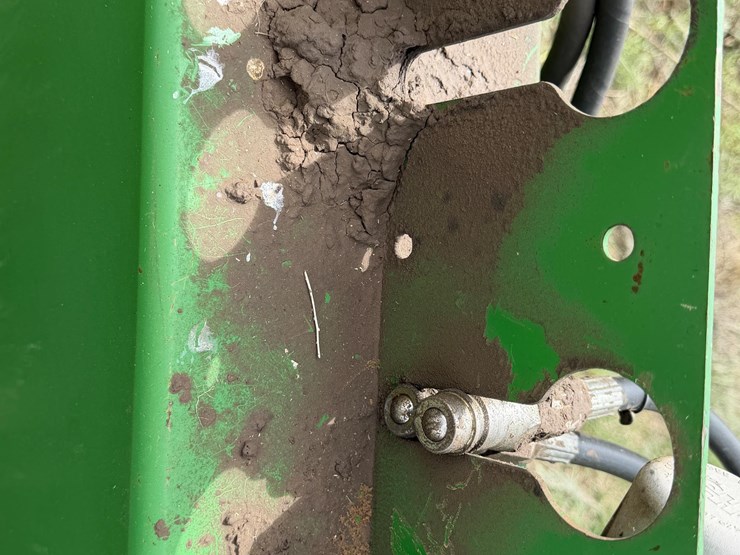 john-deere-1760-image-11
