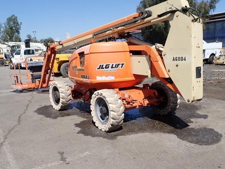 2003-jlg-600ajn-image-4