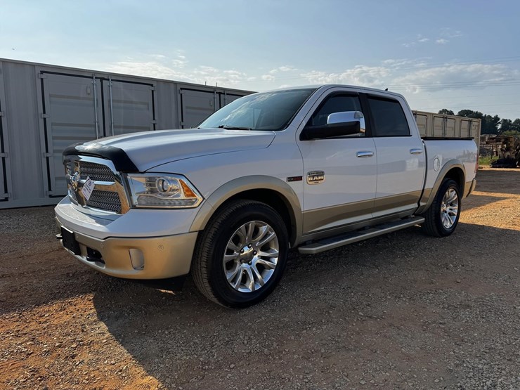 2014-dodge-1500-image-2