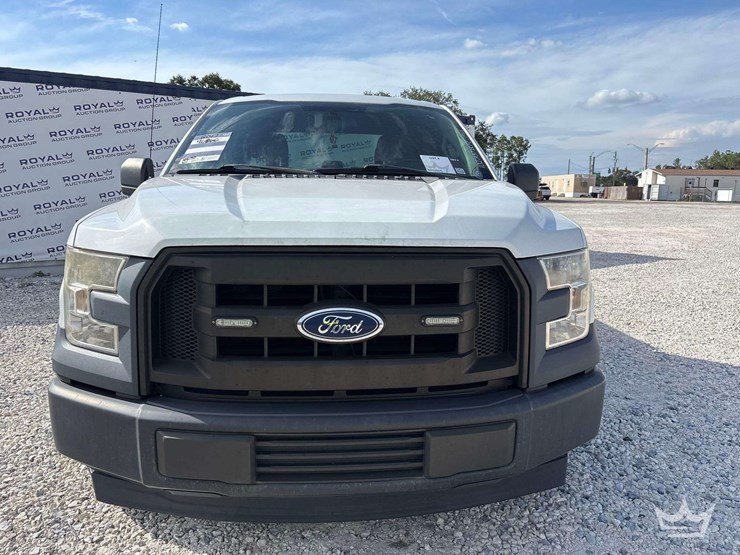 2017-ford-f150-image-22