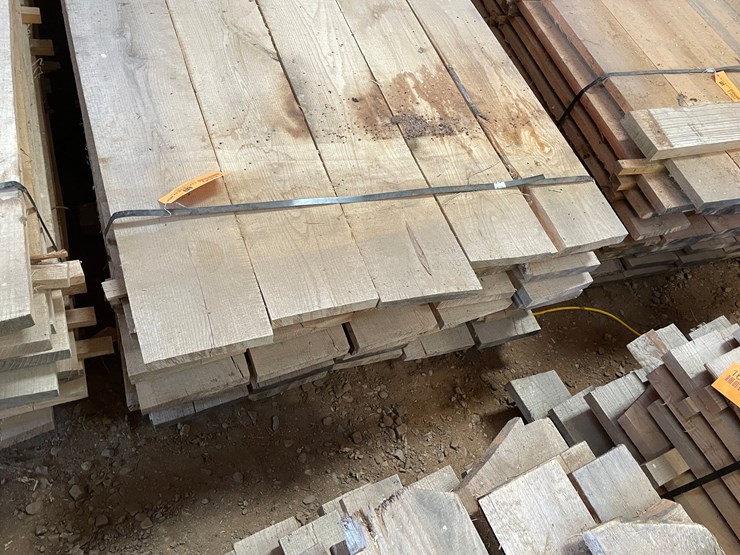 #1660-•-bundle-of-oak-boards-image-2