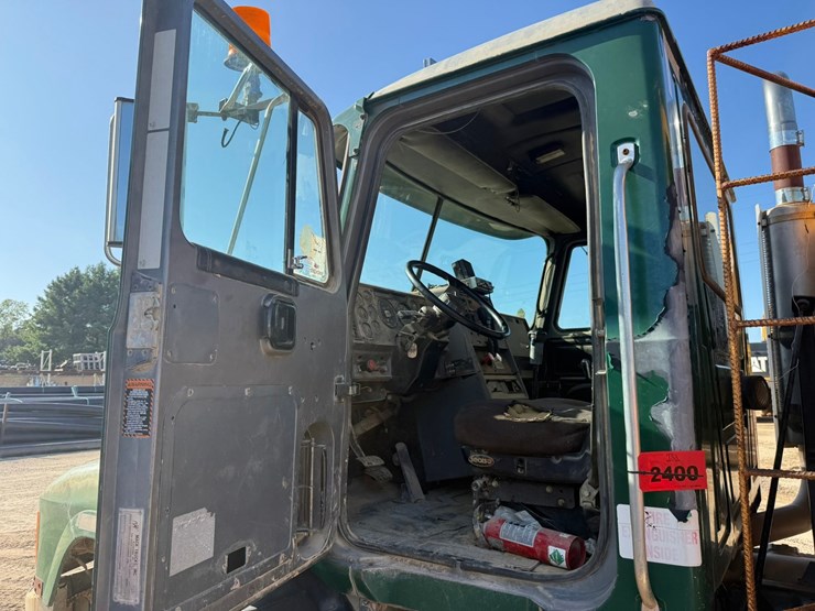 1994-mack-ch613-image-61