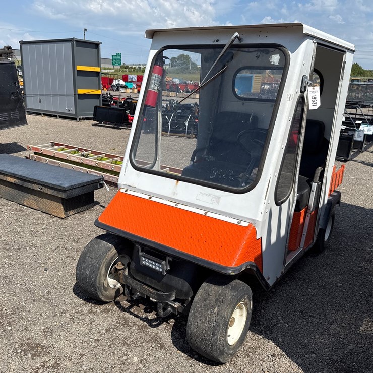#6082 • EZ-GO ELECTRIC CART