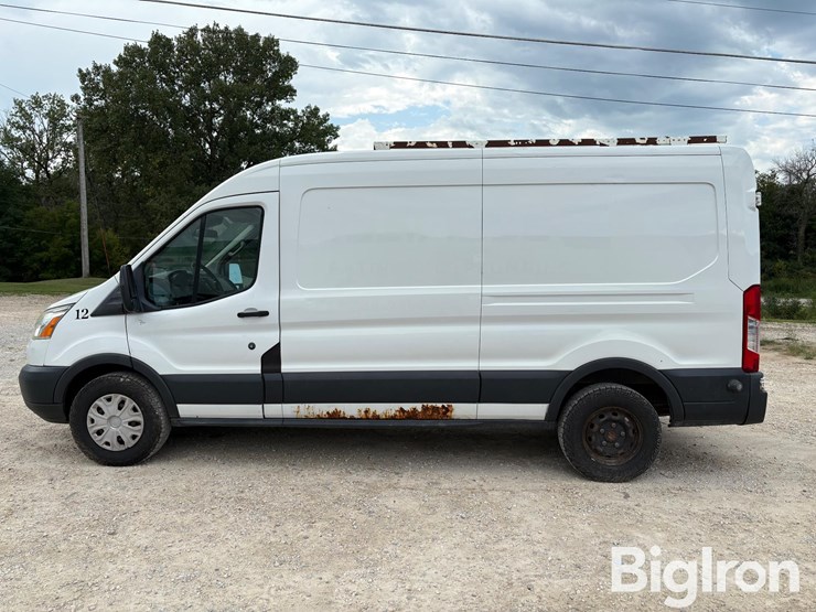 2015-ford-transit-image-8