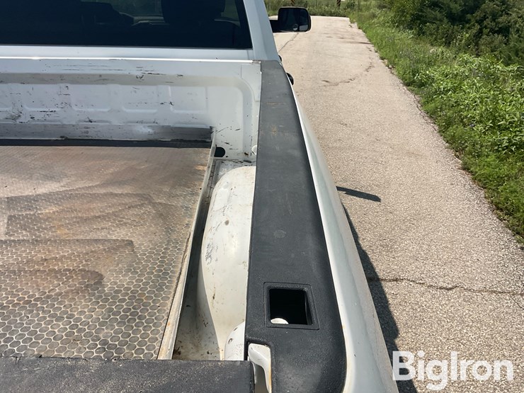 2014-ram-2500-hd-image-13