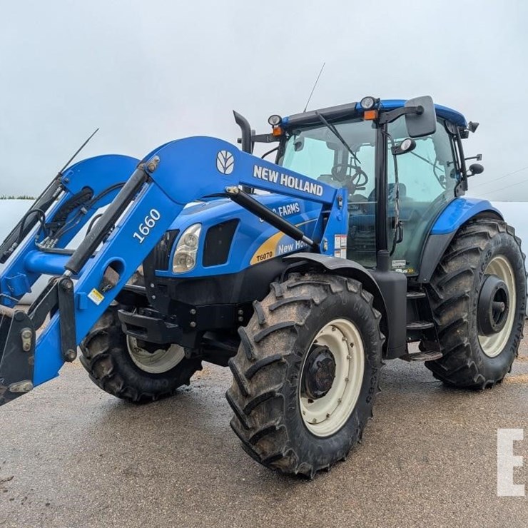 NEW HOLLAND T6070 PLUS
