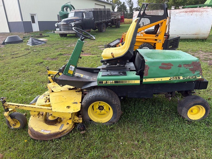 john-deere-f911-image-2