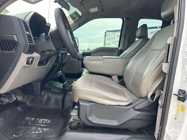 2016-ford-f150-image-13