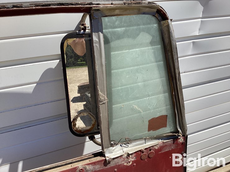 kenworth-top-handle-driver-side-door-image-13