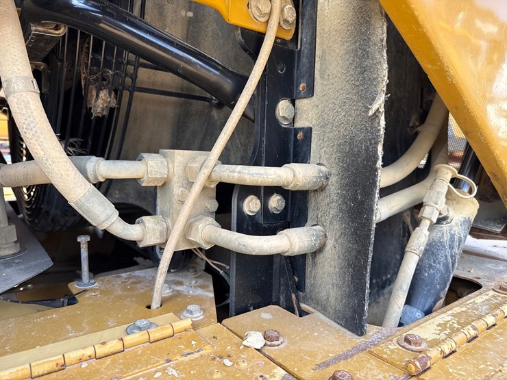 2010-caterpillar-980h-image-77
