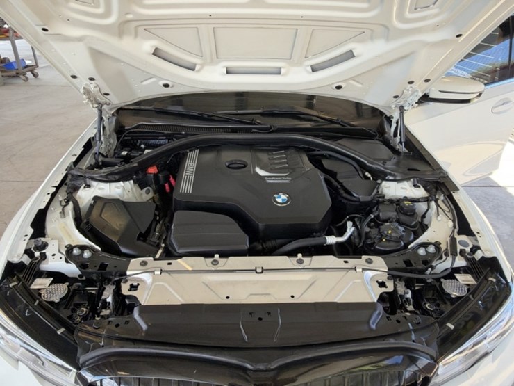 2021-bmw-330i-sdn-image-15