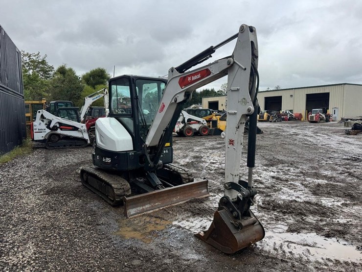 2023-bobcat-e35i-image-8
