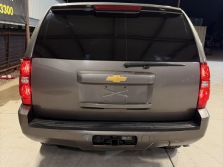 2012-chevrolet-tahoe-image-7