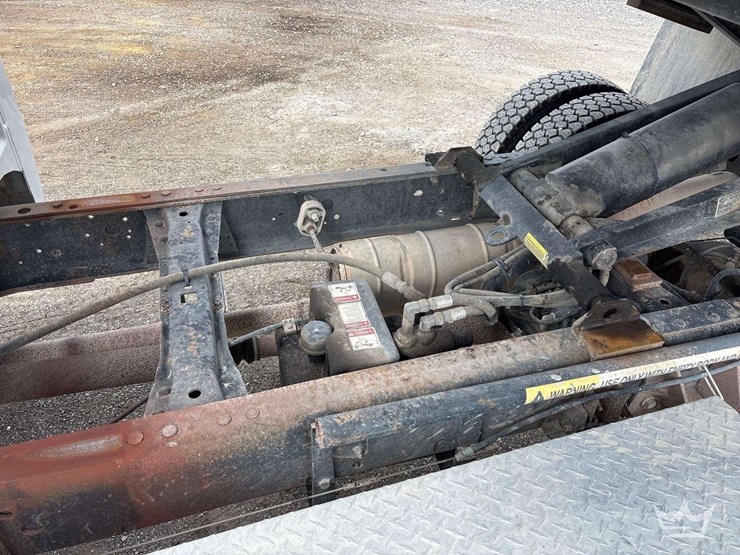 ford-f550-image-23
