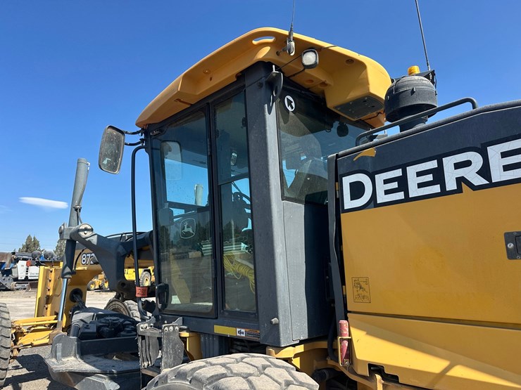2013-deere-872gp-image-49
