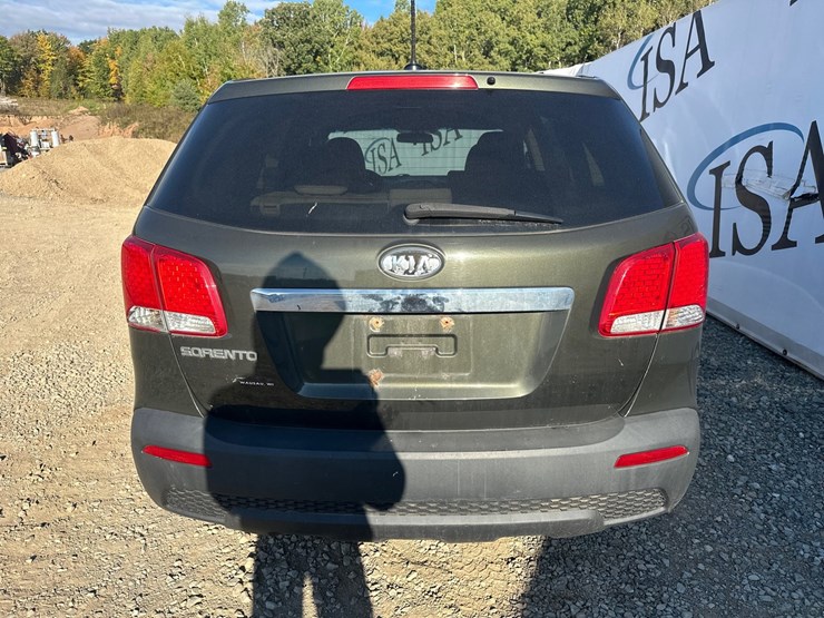 2011-kia-sorento-image-4