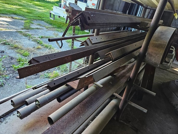 #8760-•-steel-rack-w/-contents-image-10