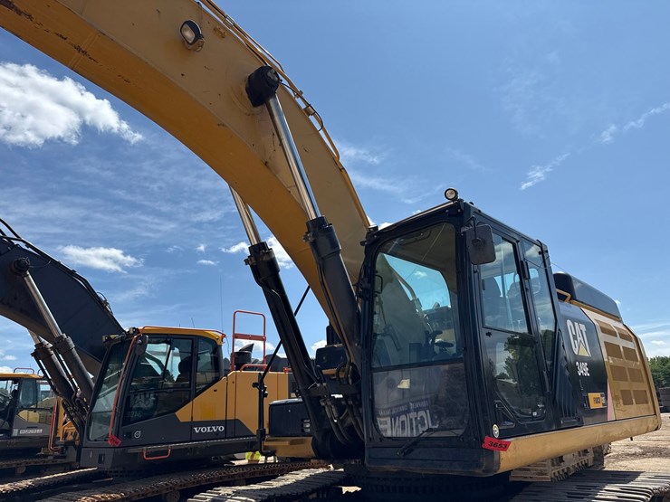 2012-caterpillar-c13-image-23