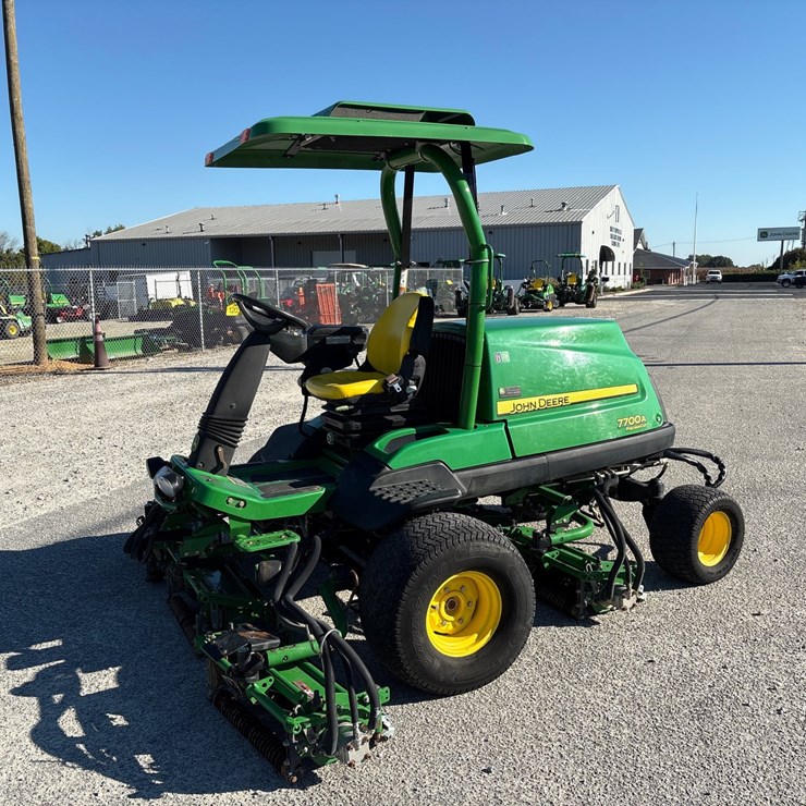 JOHN DEERE 7700A