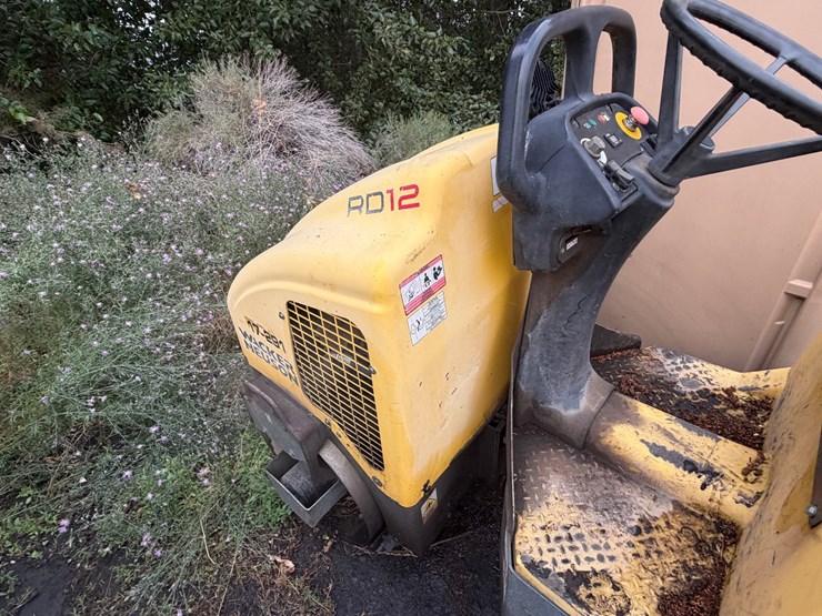 2016-wacker-neuson-rd12a-image-13