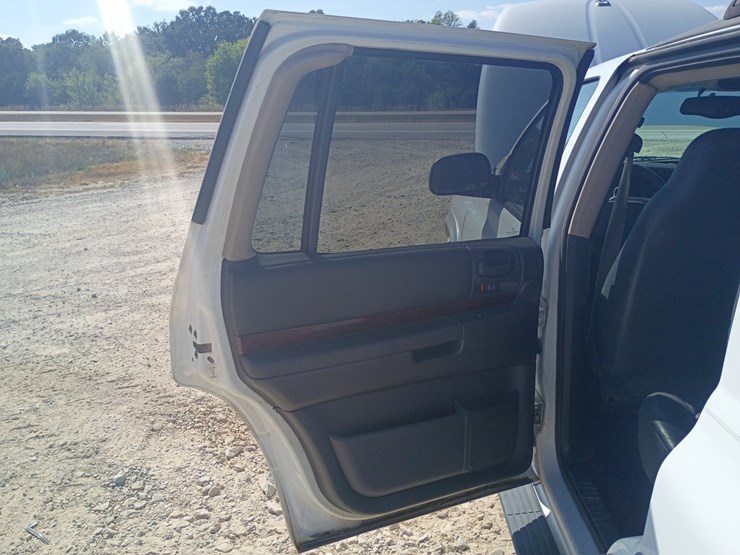 2002-dodge-durango-image-58