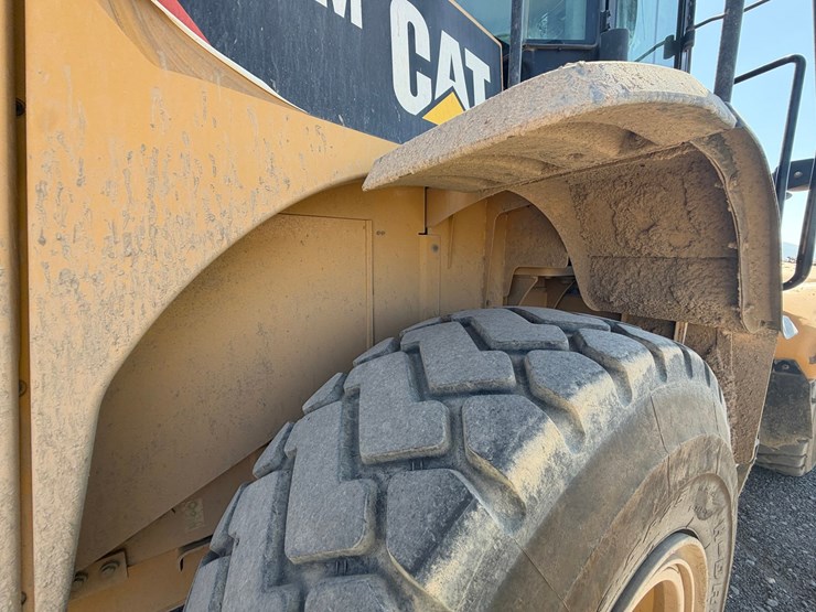 2015-caterpillar-950m-image-27