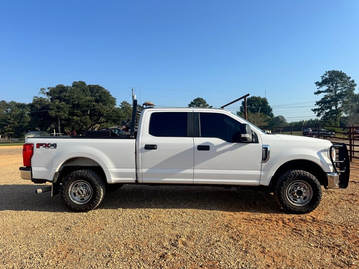 2020-ford-f250-xl-image-9