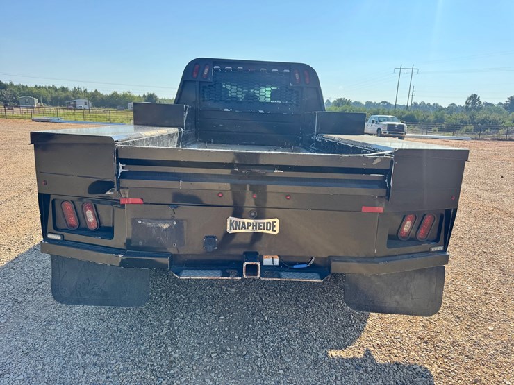2021-ford-f350-image-4