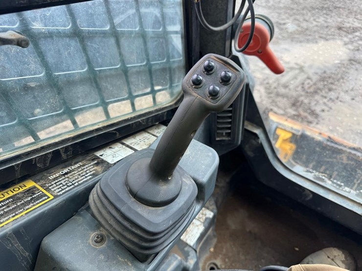 2019-deere-333g-image-28