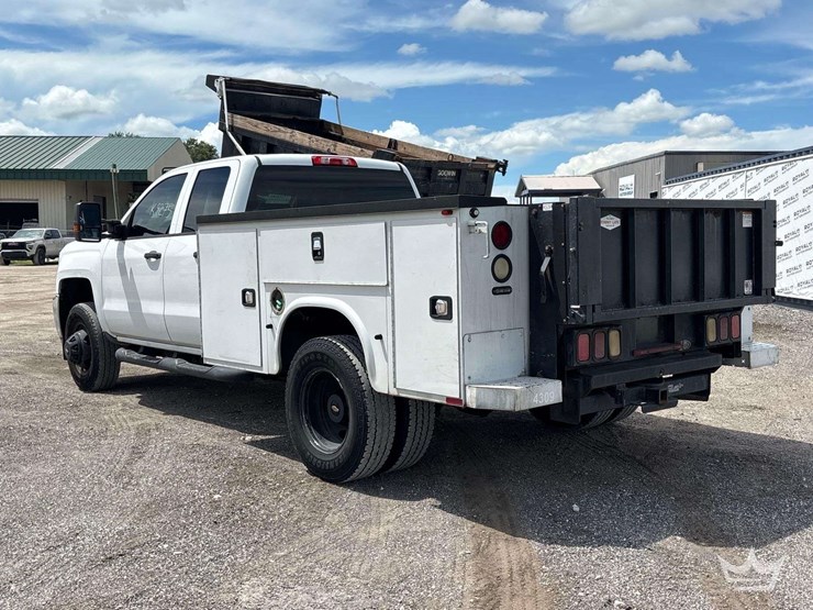 2018-chevrolet-silverado-3500-image-4