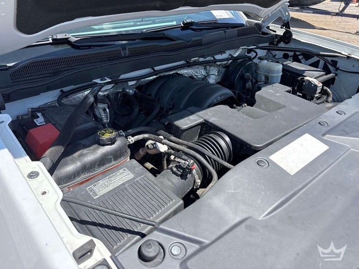 2014-chevrolet-silverado-crew-cab-pickup-truck-image-7