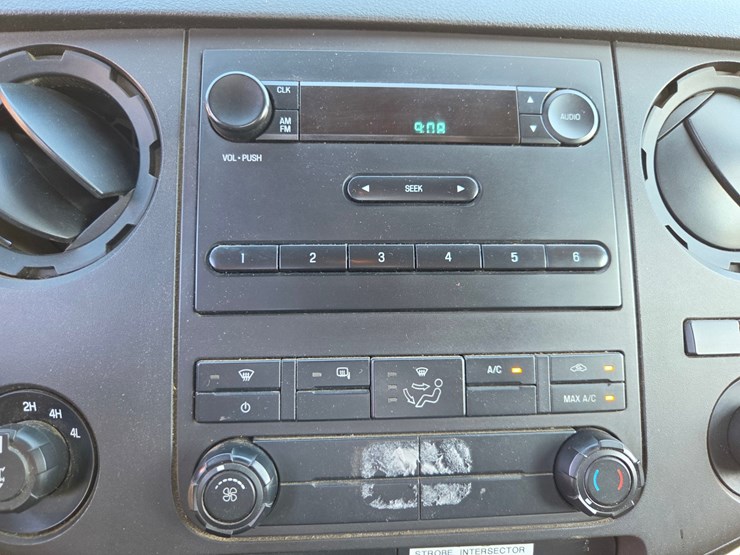 2015-ford-f350-image-48