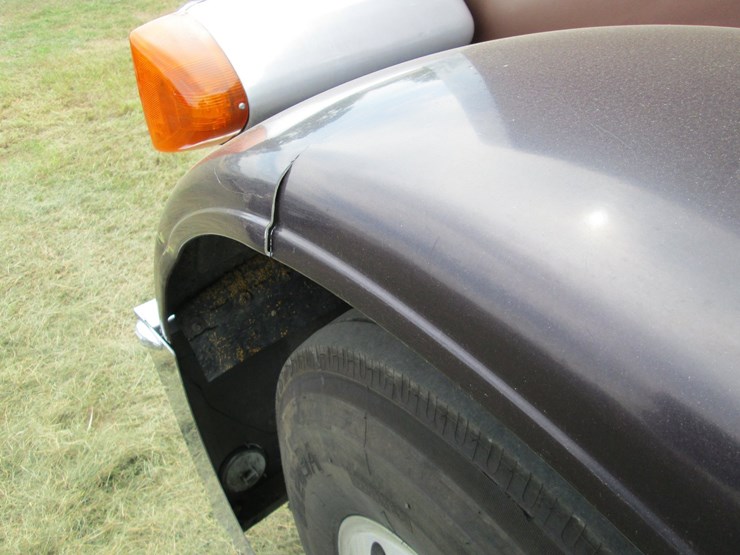 2006-peterbilt-379-image-19