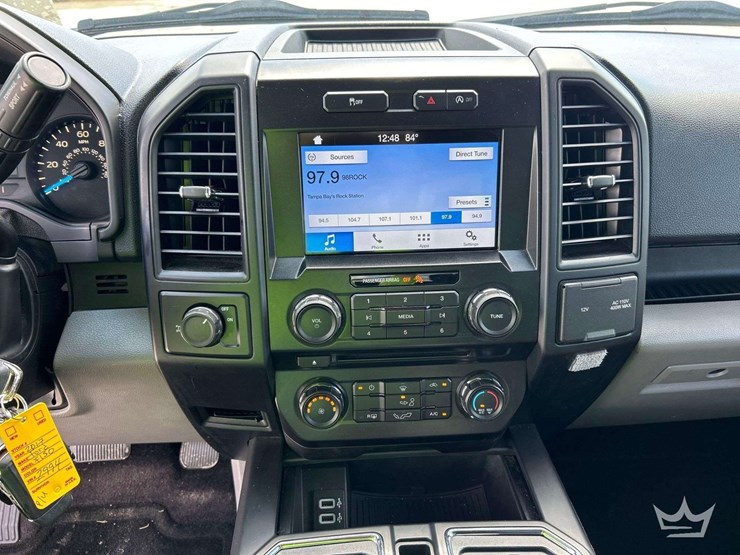 2017-ford-f150-image-21