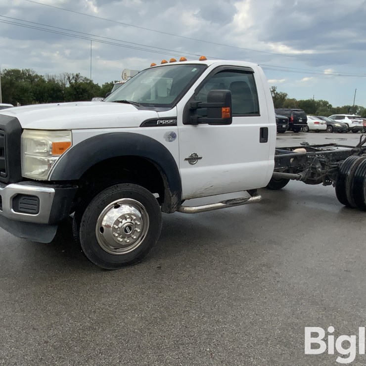 2015 FORD F550 XL