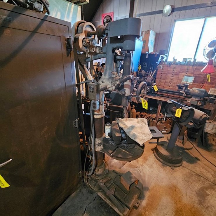 #8710 • Royersford Milling Machine