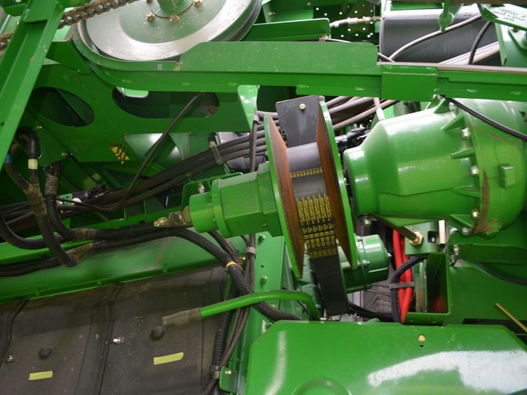 2012-john-deere-s550-image-32