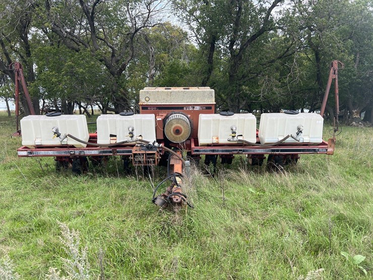 case-ih-800-image-2